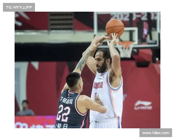 哈达迪为何坚持不退役 解析他的职业心态与未来规划